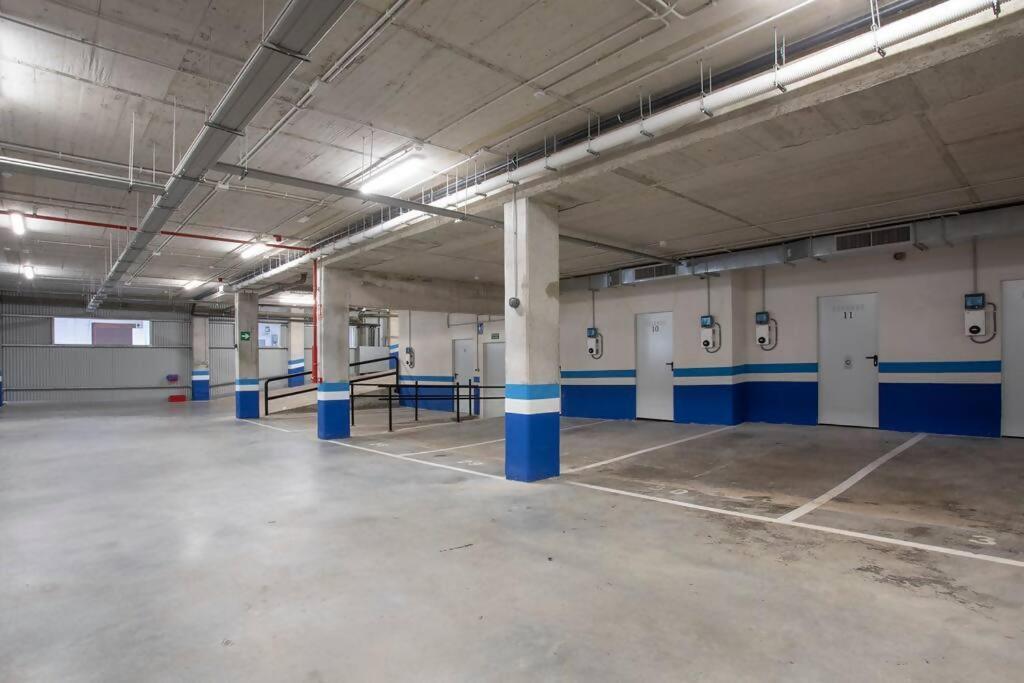 Apartamento Urban Flat Nuevo Y Moderno Con Garaje Y Wifi *