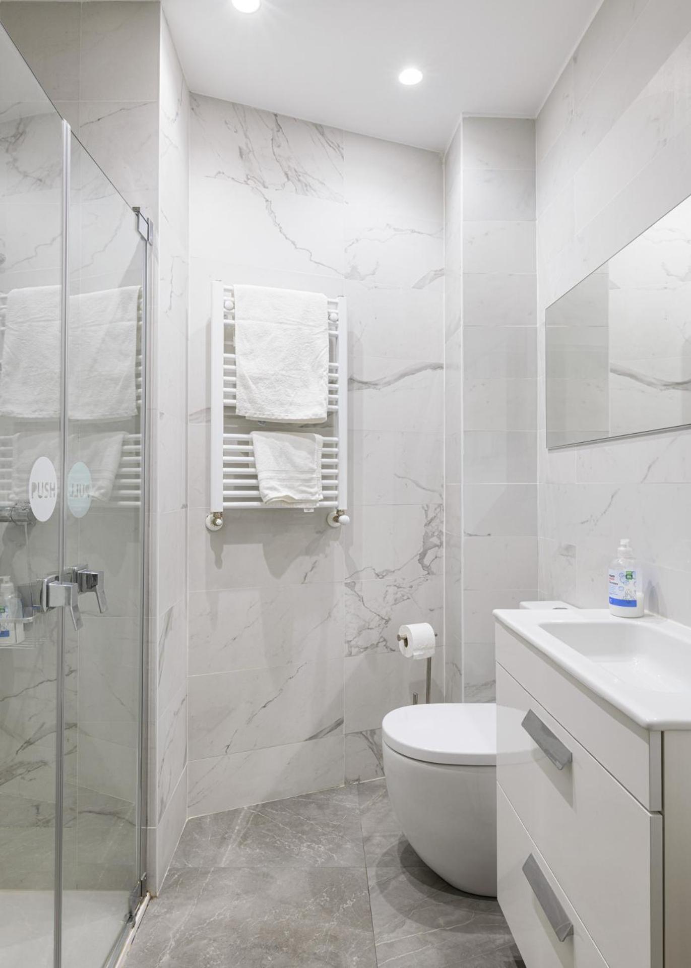 Apartamento Nuevo Lujo Centro De + Wifi . Parking Bilbao