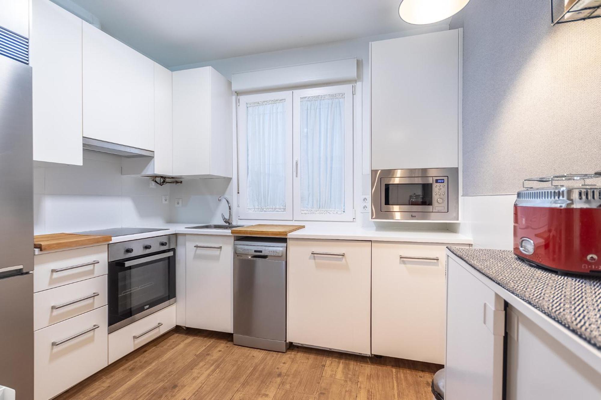 Amplio Y Acogedor Junto Al Ayuntamiento Apartamento