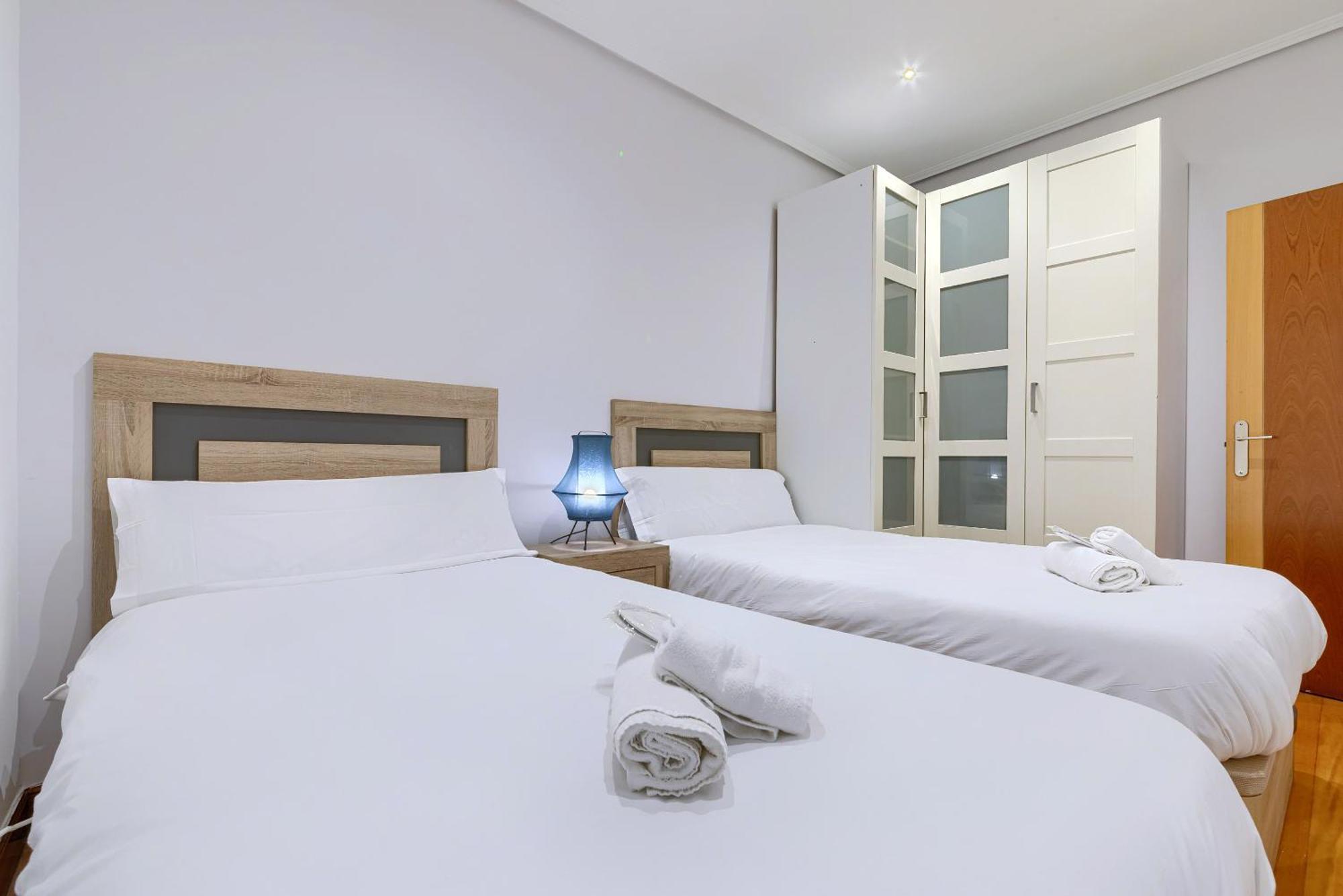 Ayuntamiento Cerca Del Casco Viejo & Parking Apartamento Bilbao