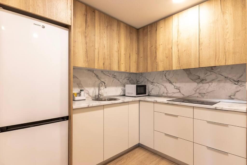 Apartamento El Toison 12 Parking Gratis-6 Pax Centro Historico Bilbao