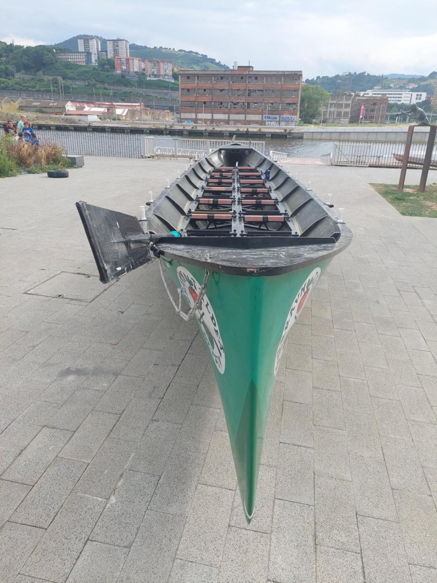 Center 90's Parking Bilbao
