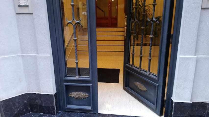 Apartamento Deusto Piso Wifi Internet T V Y Garaje Bilbao