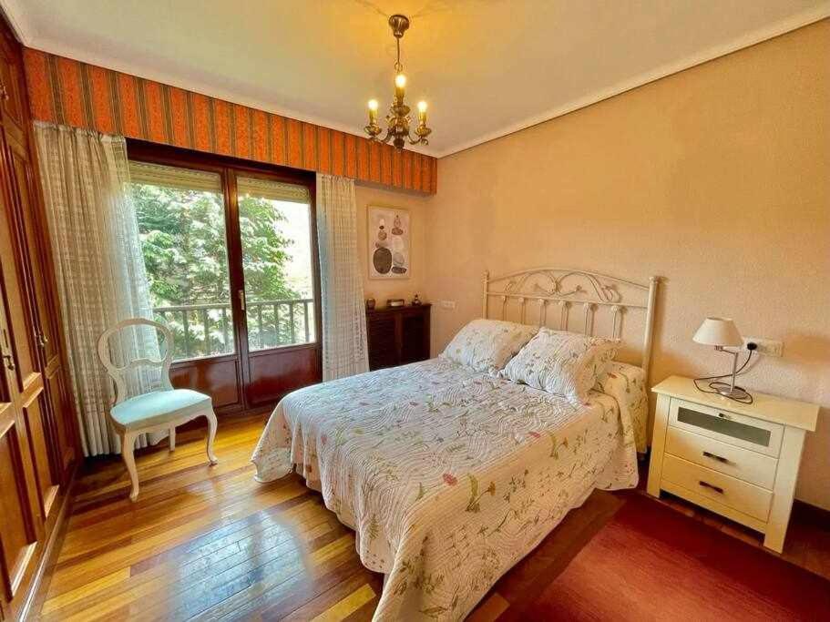 Amatxo Maitia Amplio Piso En Zona Residencial *