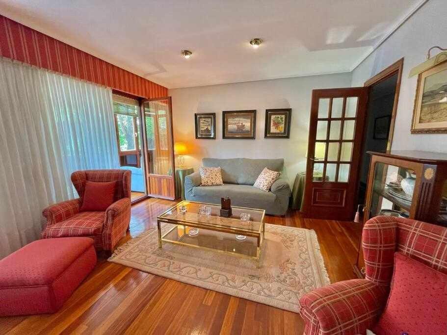 Amatxo Maitia Amplio Piso En Zona Residencial *
