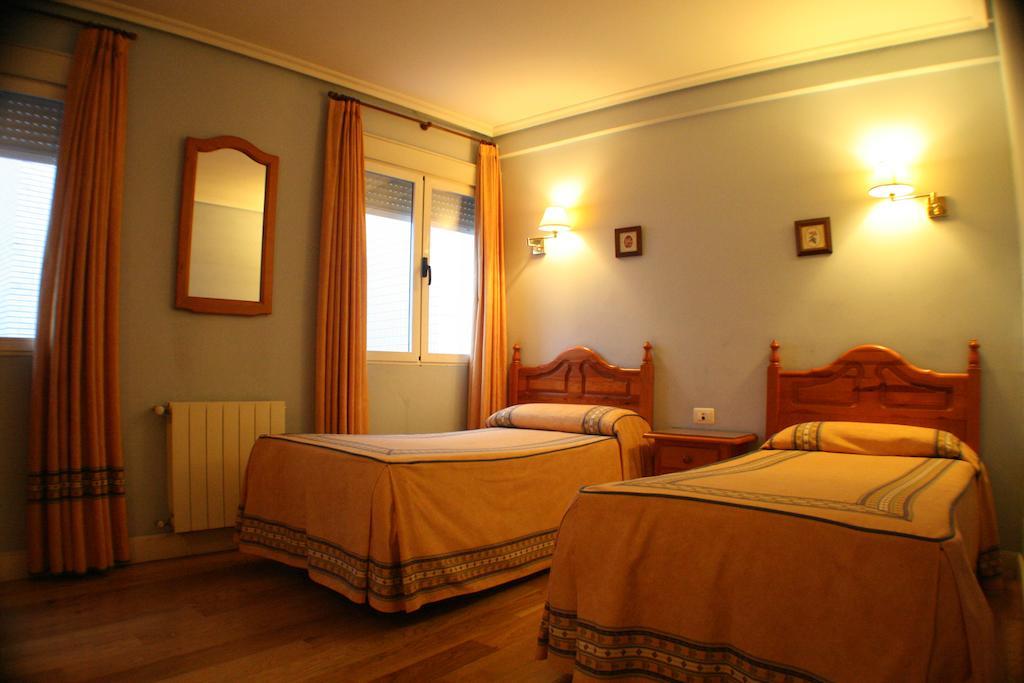 Pension Bilbao Guest house 2*