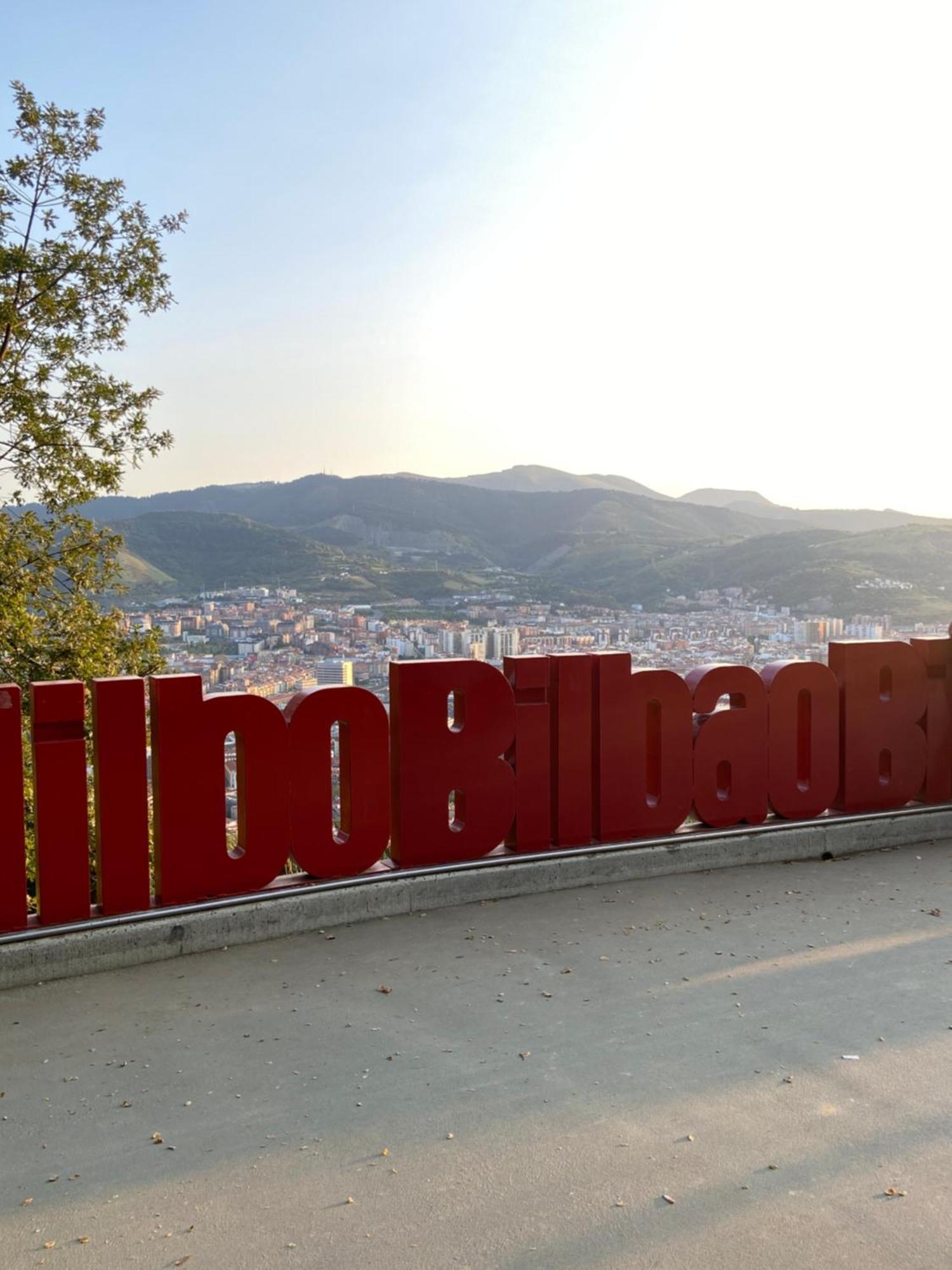 110 M2 In Abando Close To Guggenheim With Parking Apartment *