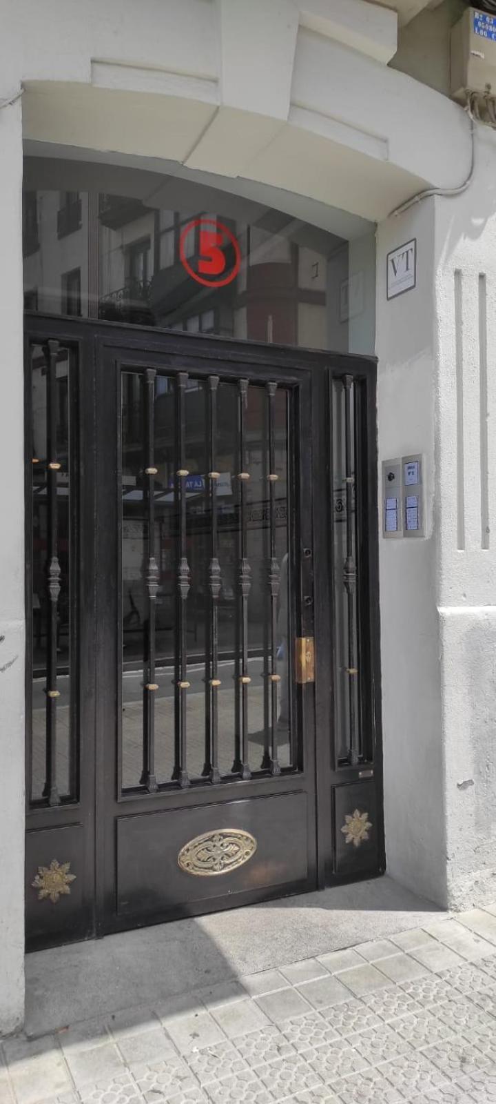 Acogedor, De Diseño Moderno En Zona Antigua Apartamento Bilbao