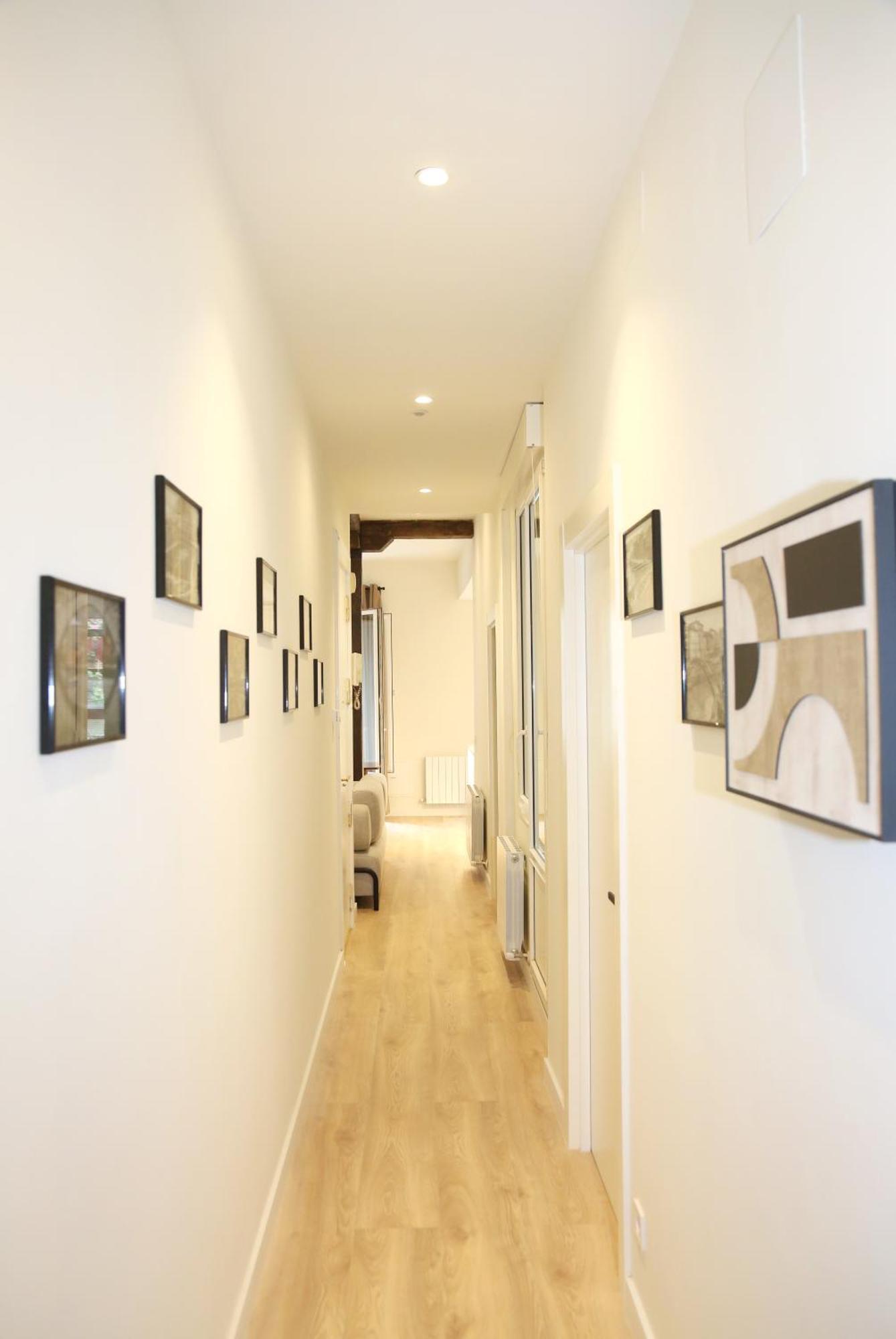 Piso Boutique Frente Al Casco Viejo De *