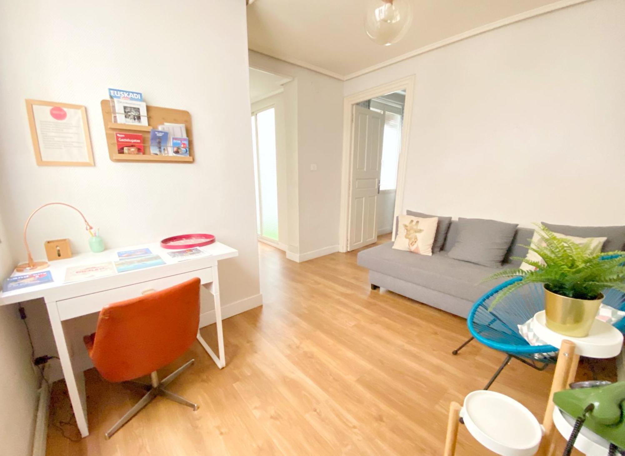 Apartamento Old Town 2 Bedrooms 4 Guests-bilbao Casco Viejo 2 4 Huespedes Ebi-306 Bilbao