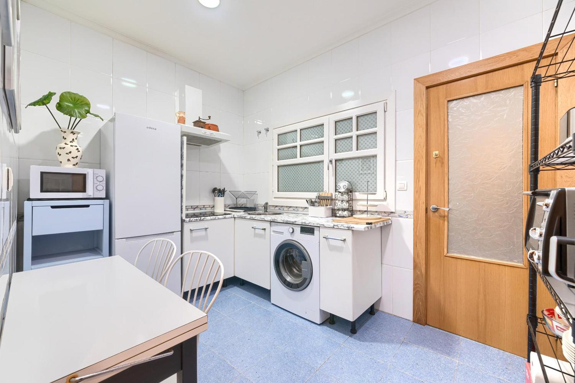 Apartamento Vivienda Turistica Acogedora Y Elegante En Irala Bilbao