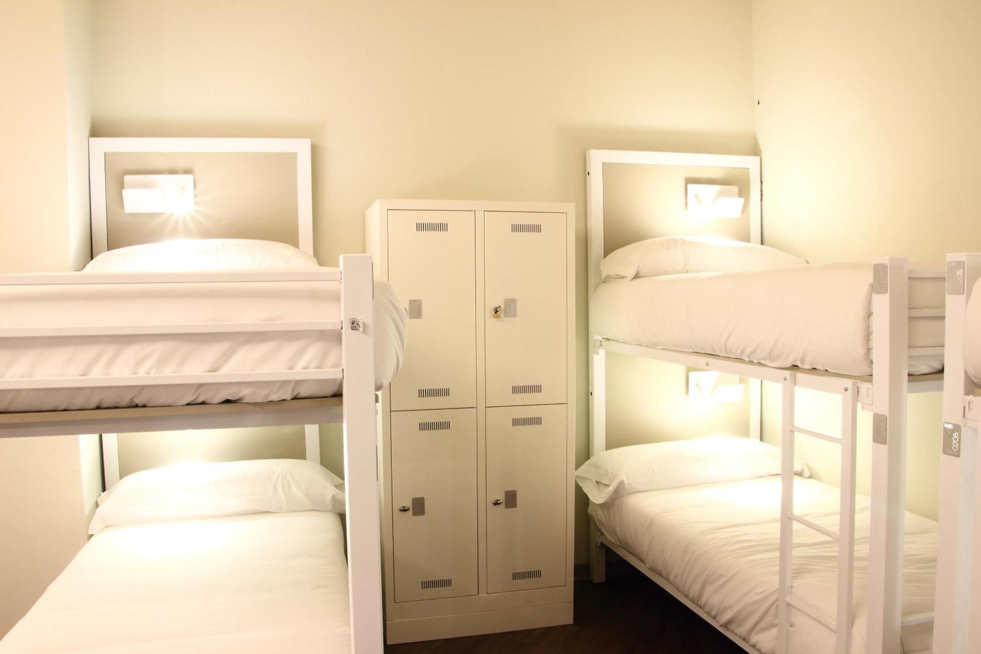 Hostal Poshtel - Premium *