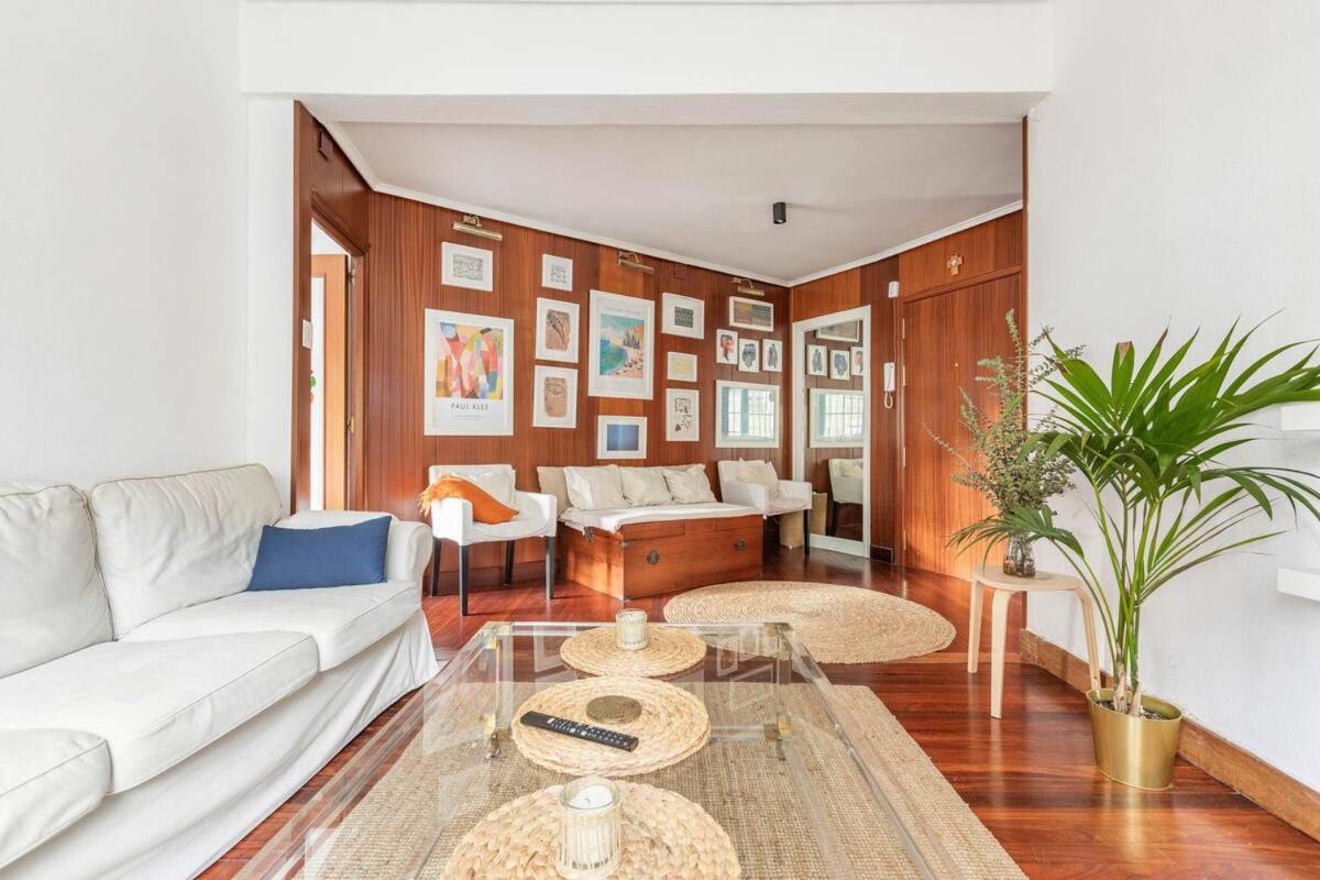 Apartamento 10 Min Casco Viejo ! Terraza Propia *