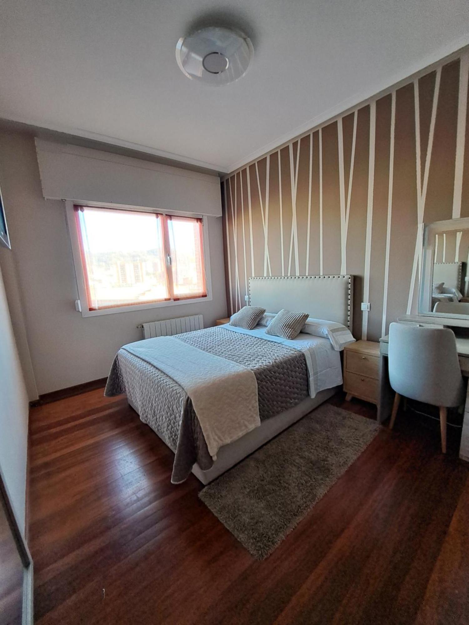 Piso Centrico En Apartamento *