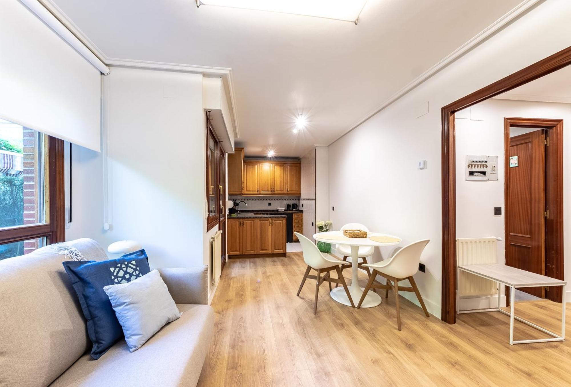 Eguzkilore Txokoa Y Parking Free Apartamento Bilbao