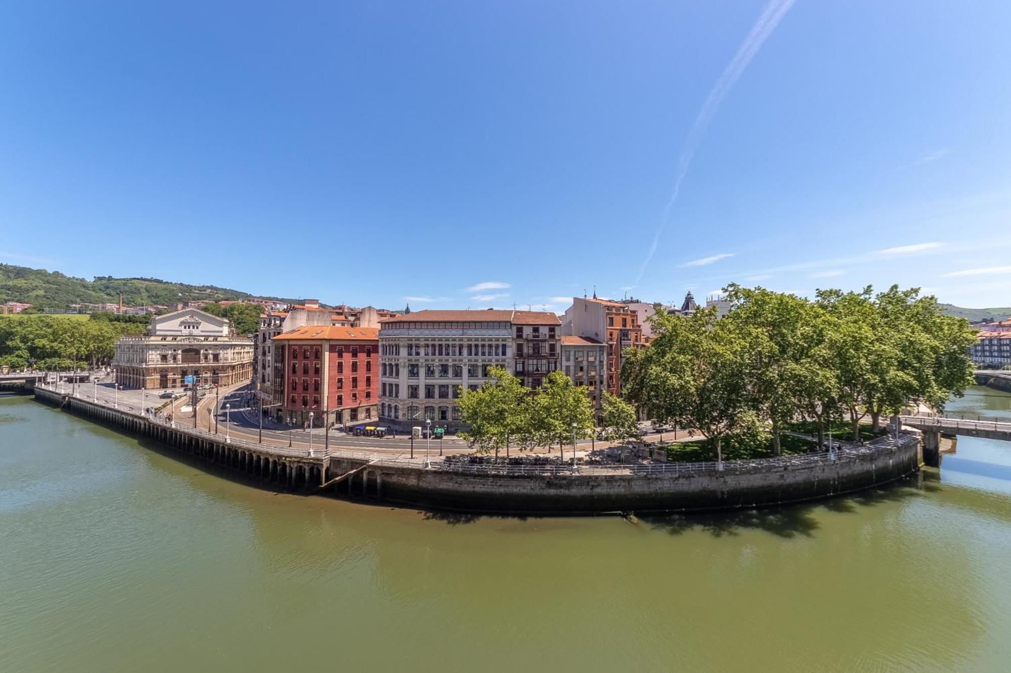 Con Vistas A La Ria Bilbao