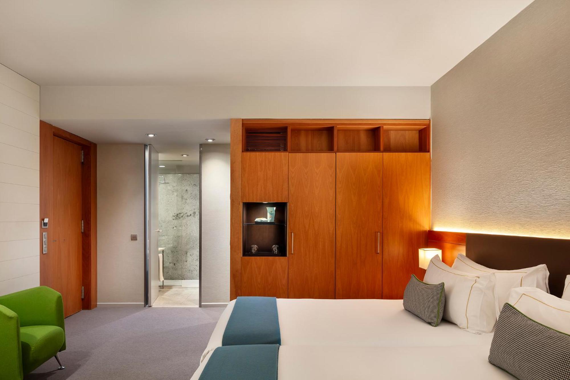 The Artist Grand Of Art Hotel 5*