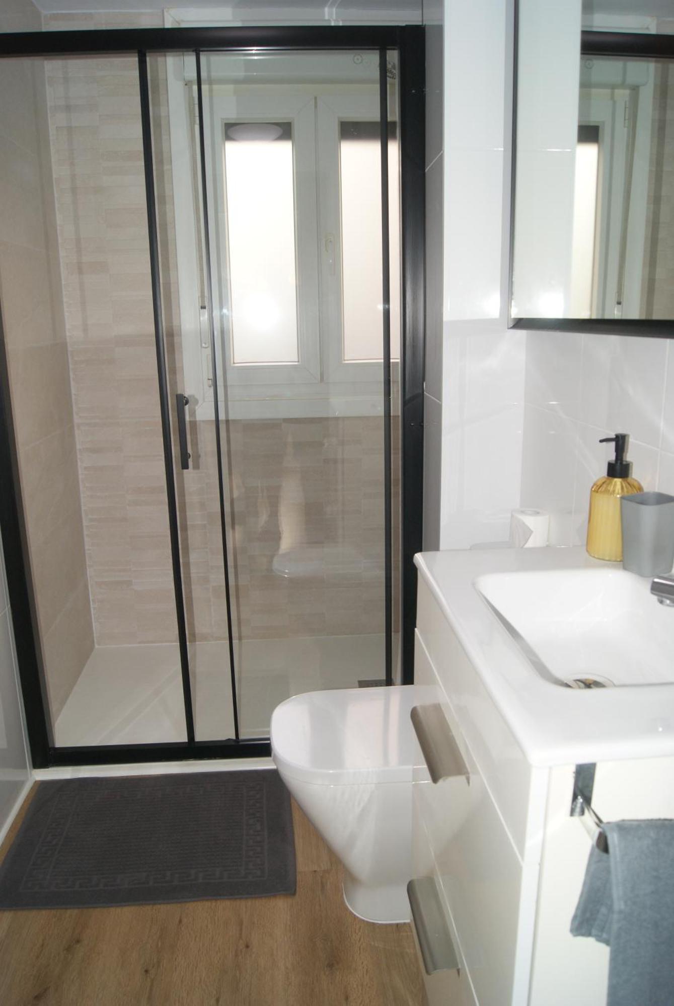 Apartamento Nuevo, Luminoso, Reformado, Cerca Del Casco Viejo Bilbao