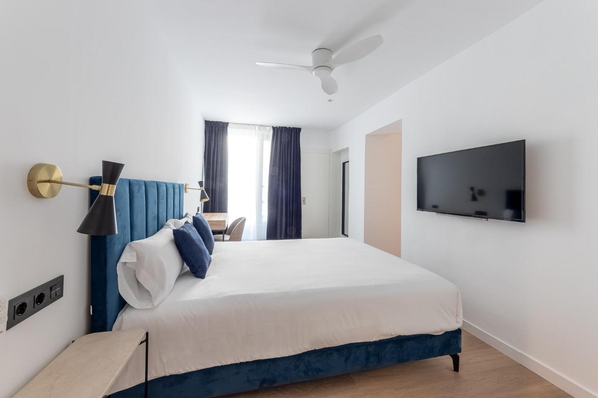 Guest house Arenal 2*