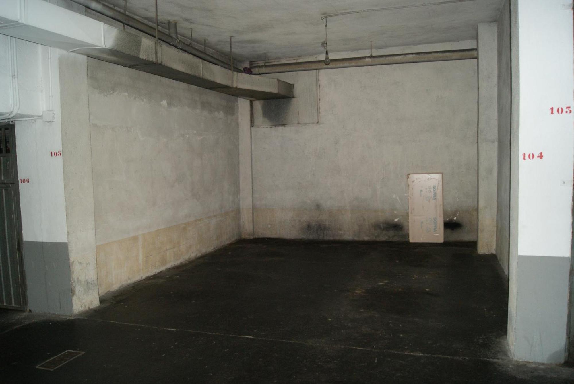 Grande, Nuevo, Garaje, Arena, Casco Viejo Apartamento