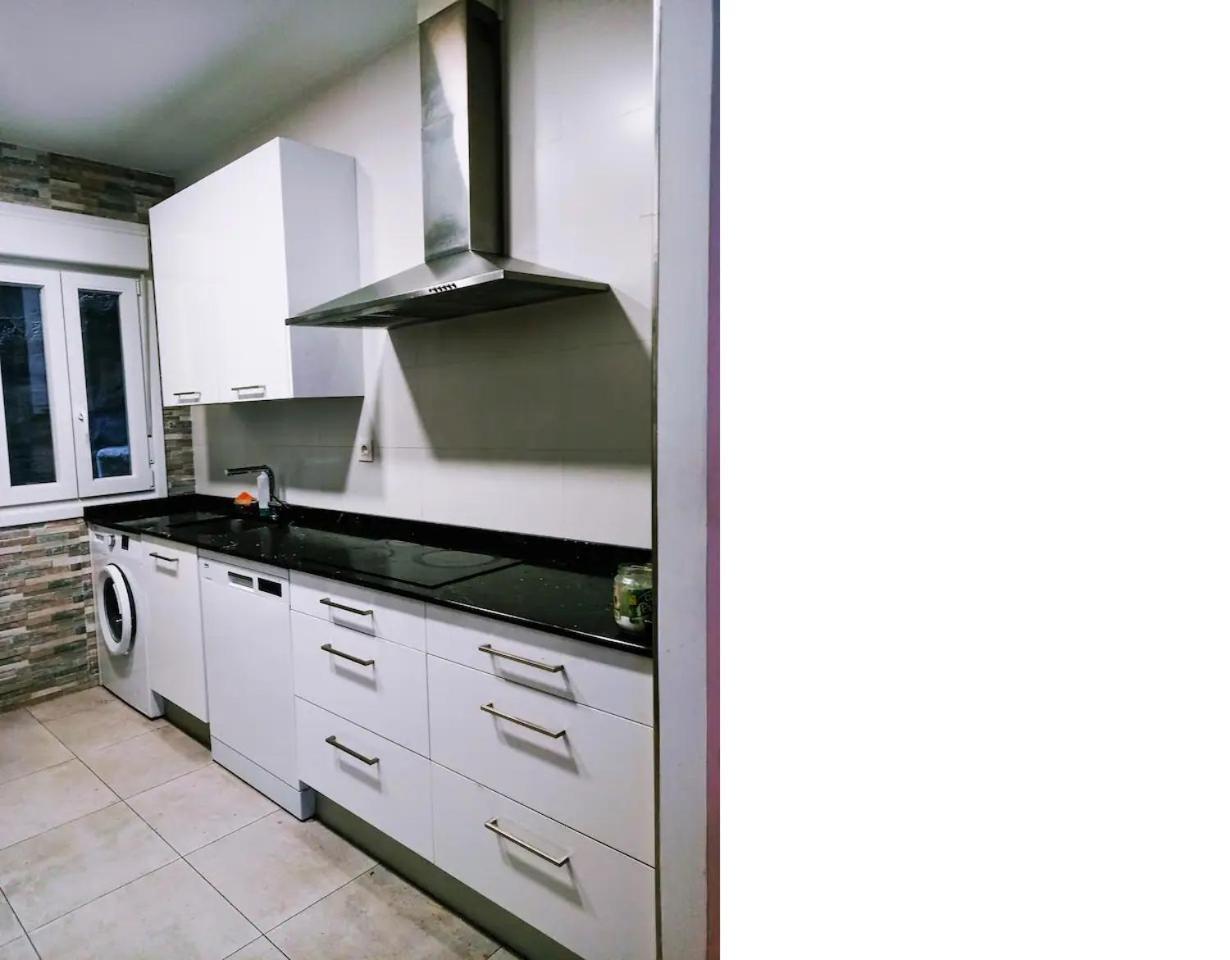 En Con Zonas Comunes Compartida Hsjg Habitación en casa particular Bilbao
