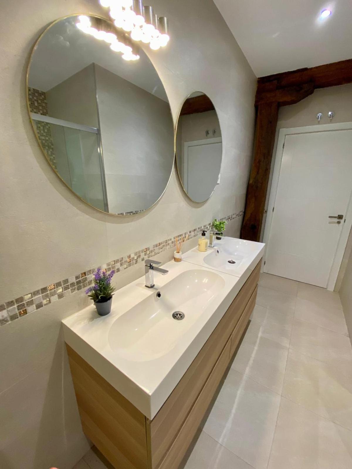 Habitación en casa particular En Con Zonas Comunes Compartida Mg Bilbao