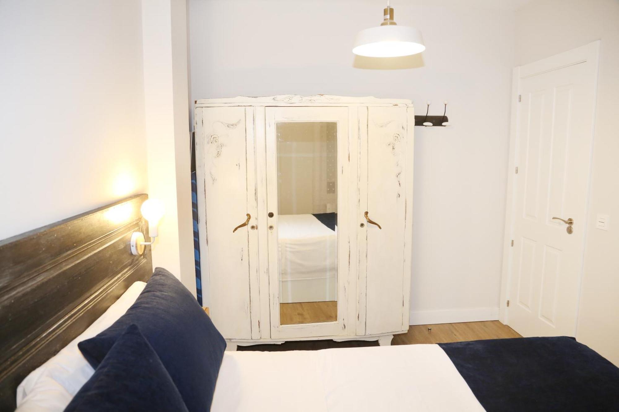 Apartamento Magnifico Piso Frente Al Casco Viejo De *