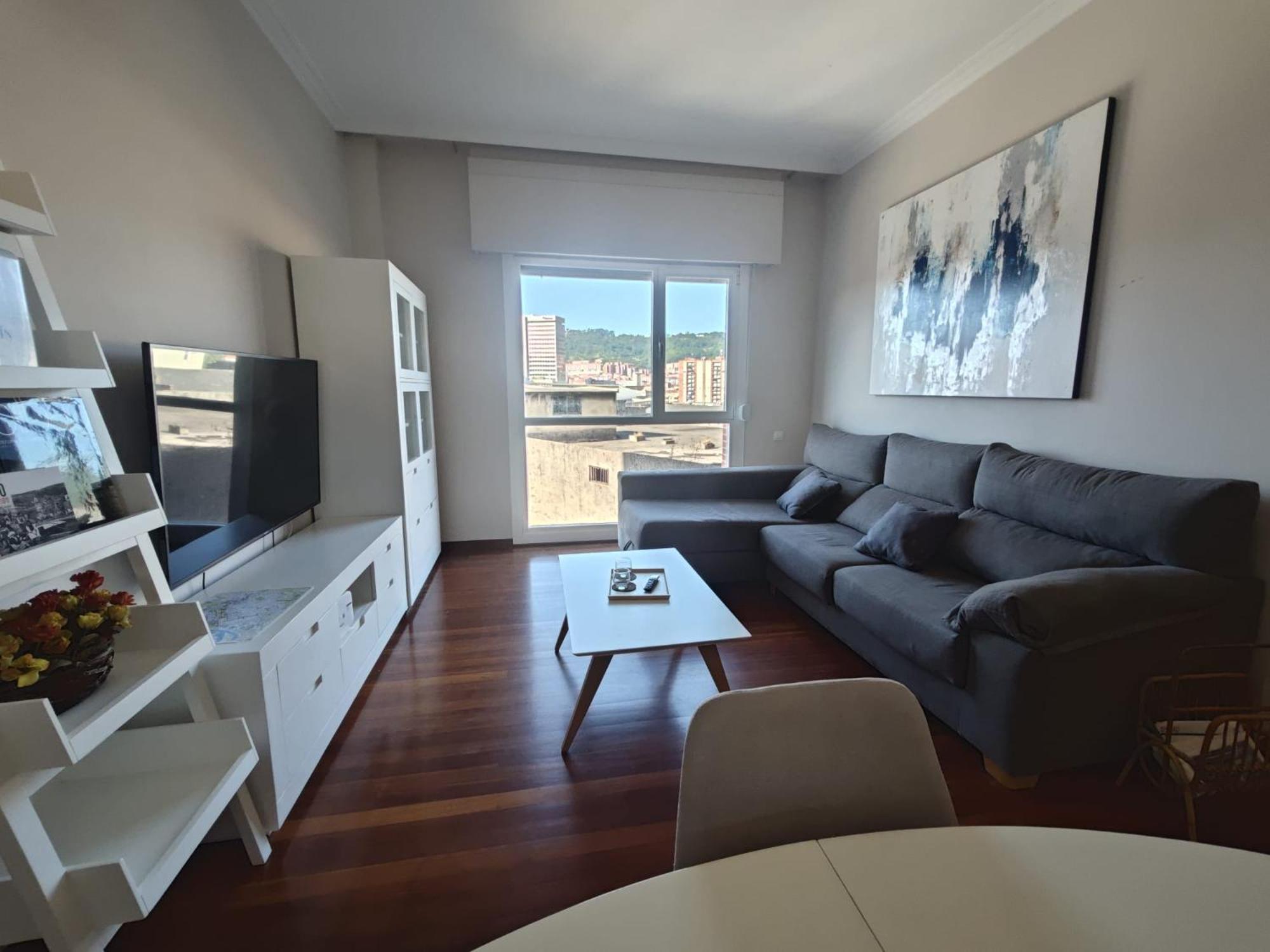 Piso Centrico En Apartamento