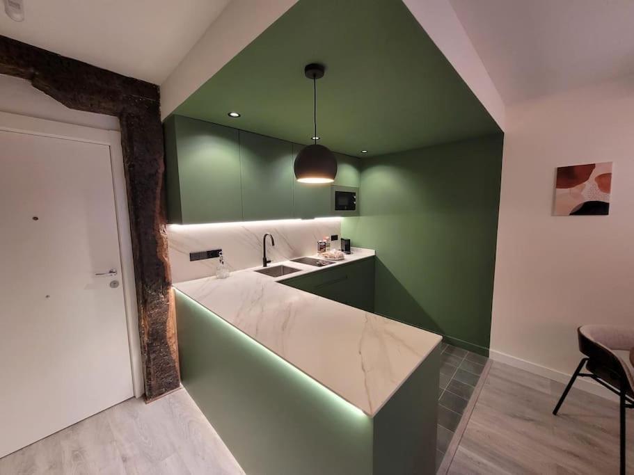 Apartamento Piso Boutique A Un Minuto Del Casco Viejo Bilbao