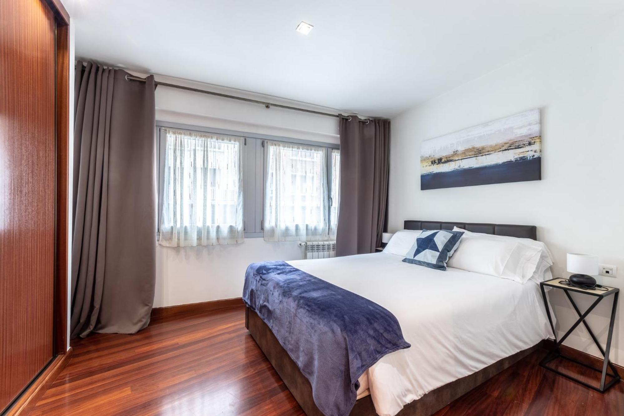 Amplio Y Acogedor Junto A Plaza Zabalburu Apartamento Bilbao