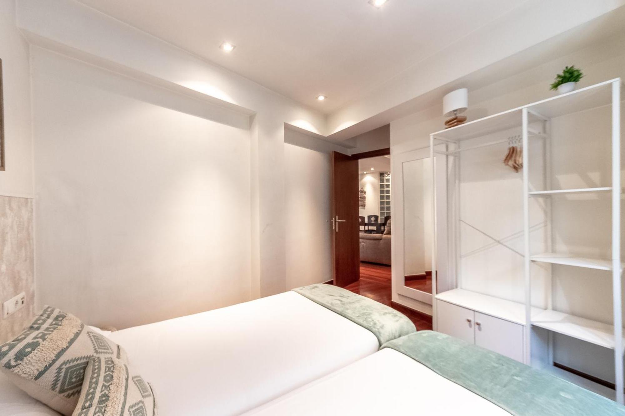 Amplio Y Acogedor Junto A Plaza Zabalburu * Bilbao