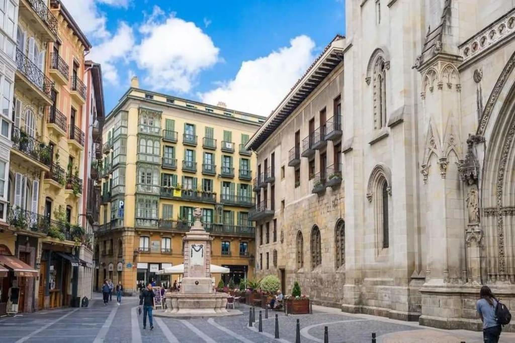Calida Descubre La Ciudad Apartamento *