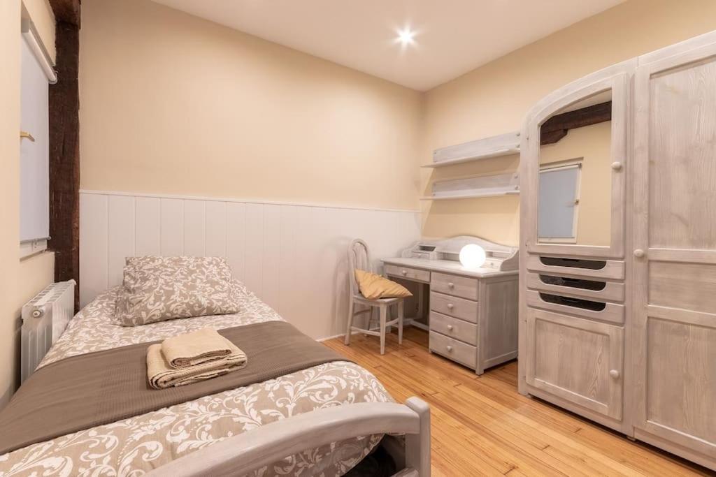 Apartamento Casco Viejo, Con Encanto. *