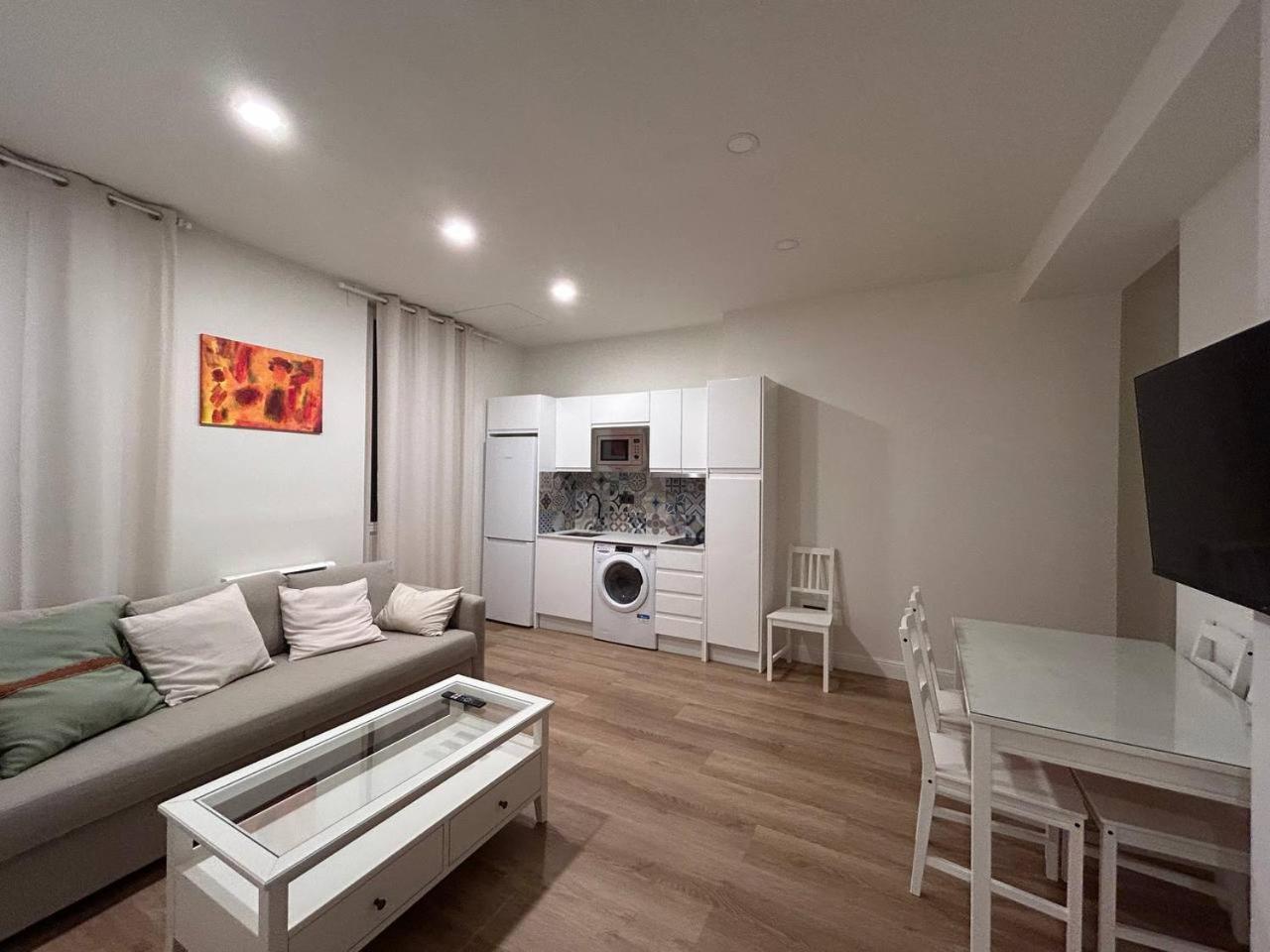 2 Privadas Con 1 Bano Privado, Salon Y Cocina Apartamento *