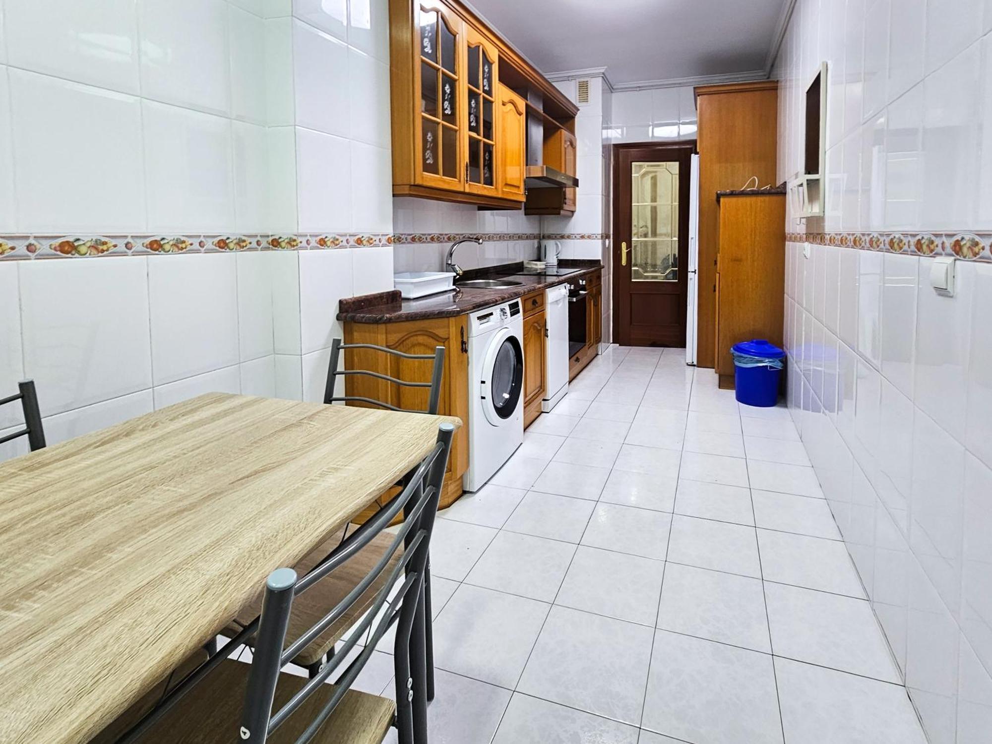Centrico Y Amplio Piso En *