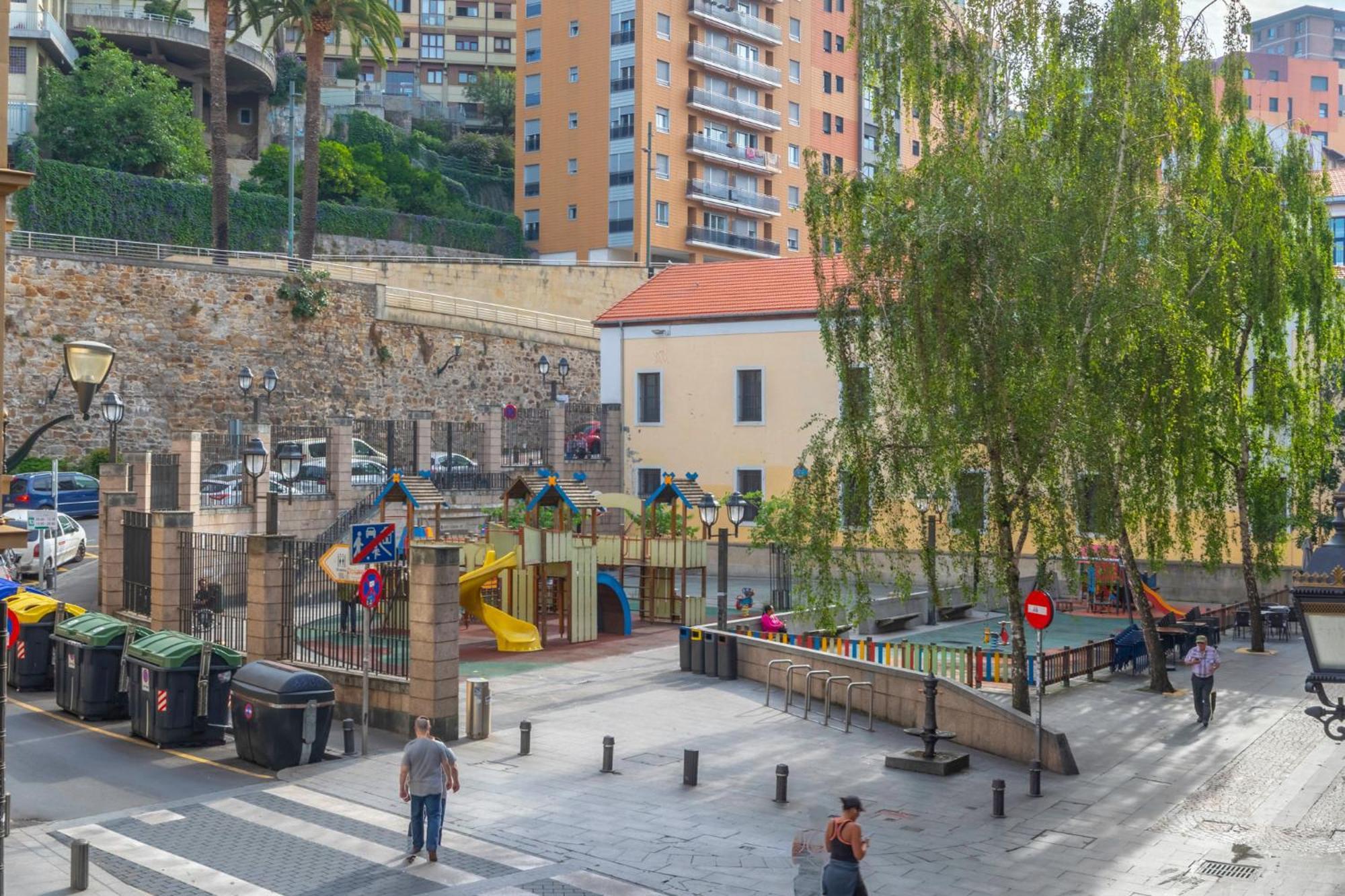 Plaza Unamuno - Casco Viejo - Parking Opcional Bilbao