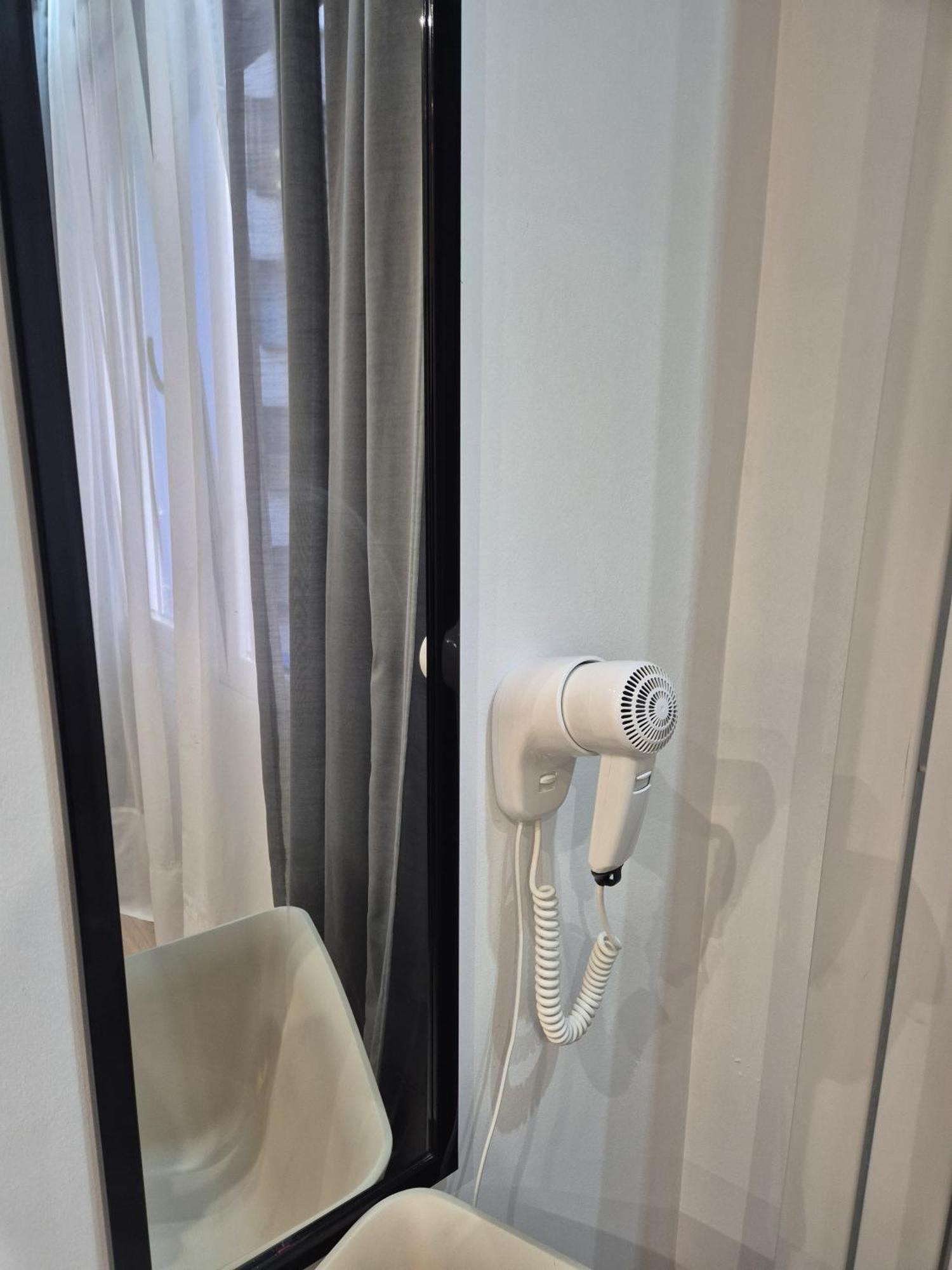 18 En Vivienda Centrica Homestay *