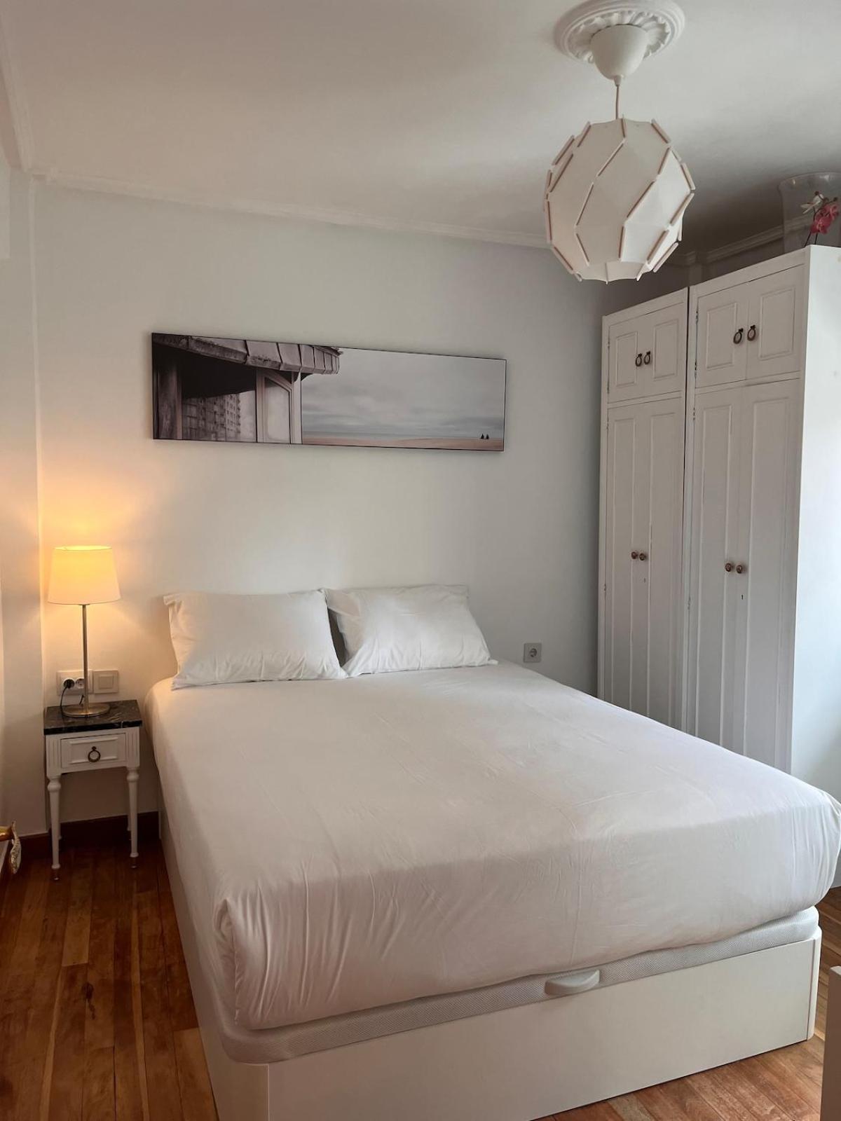 Piso Bonito Y Tranquilo En Apartamento Bilbao