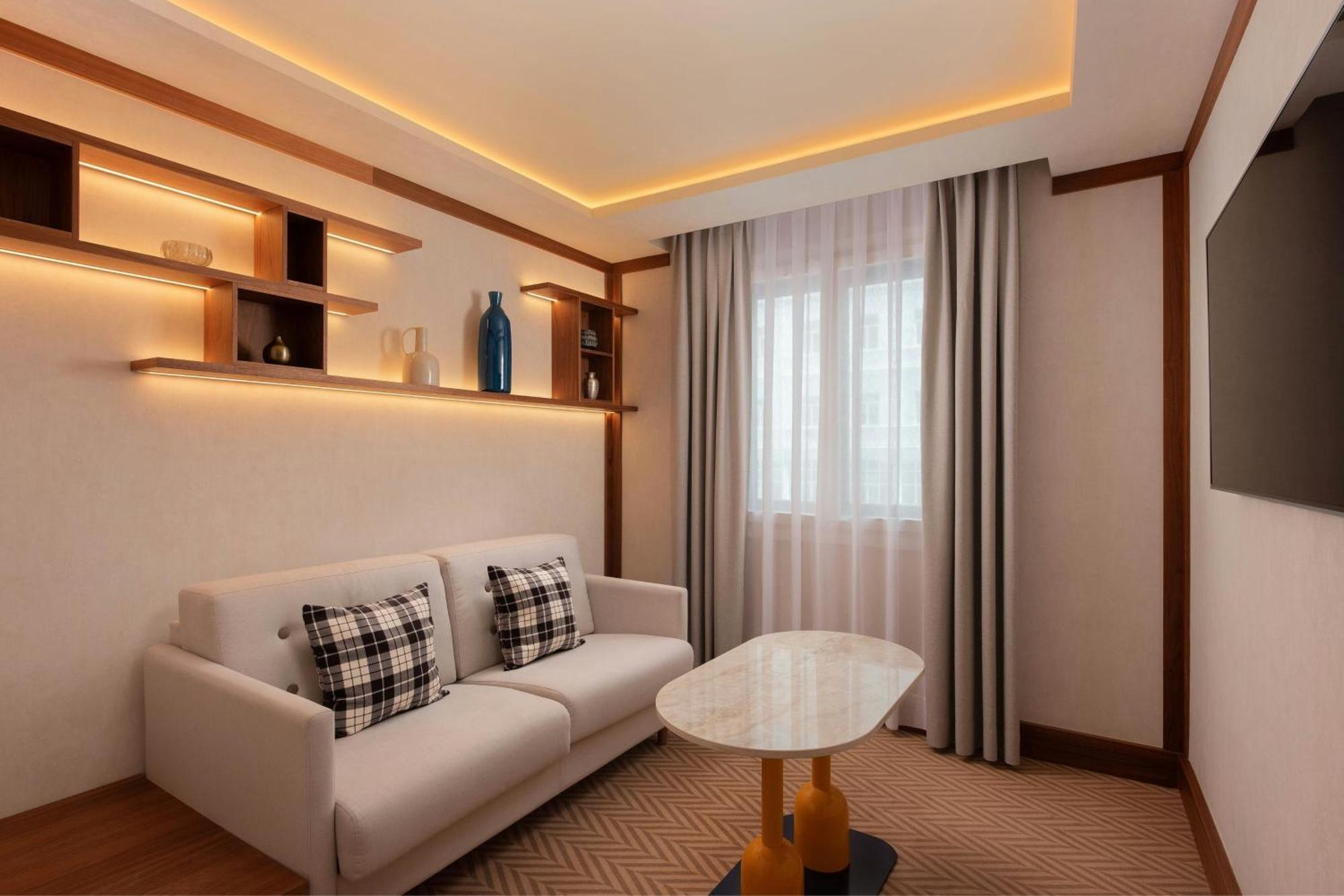 Ercilla De Bilbao, Autograph Collection 4*