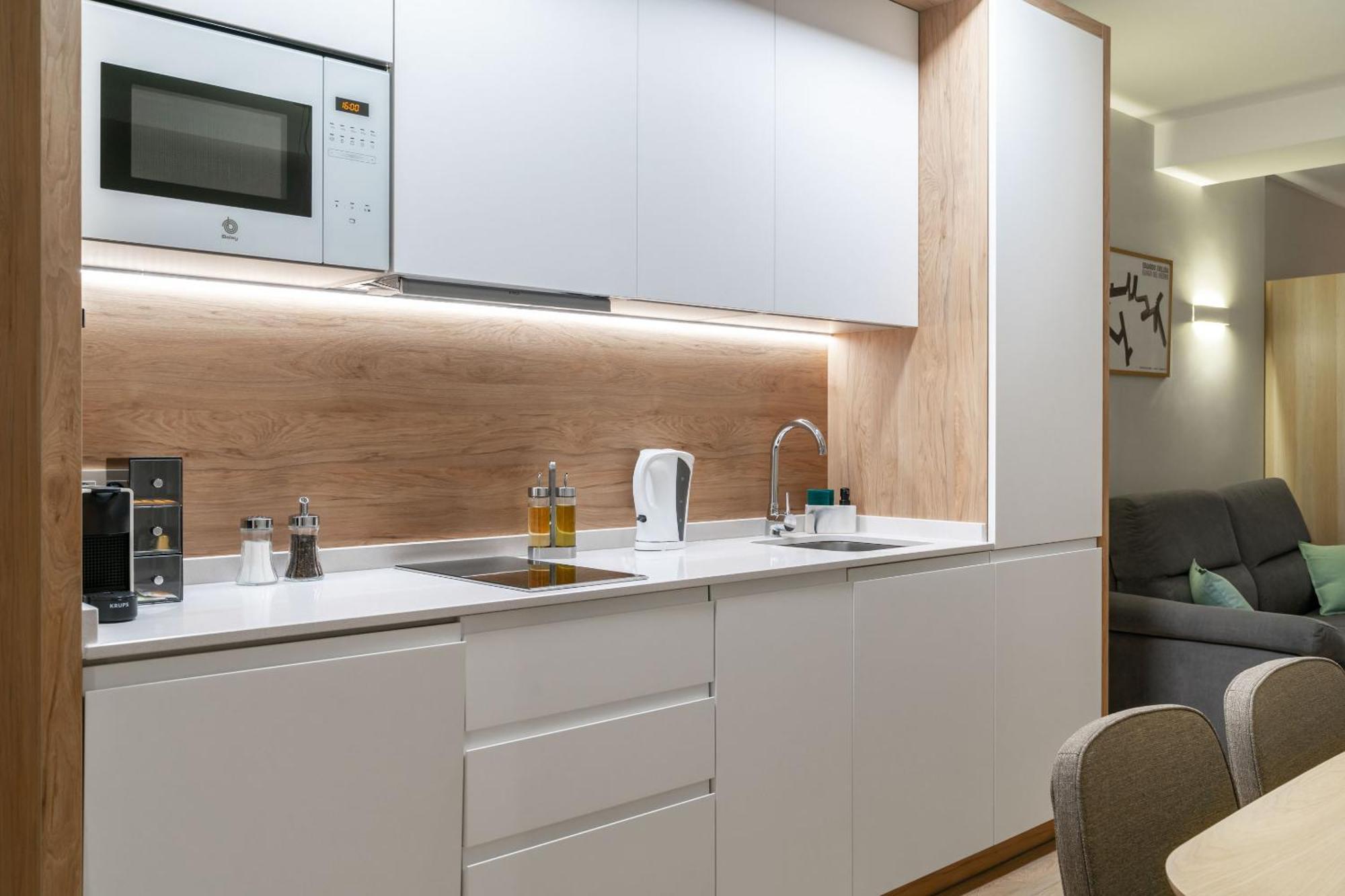 Limehome Tristan De Leguizamon Kalea