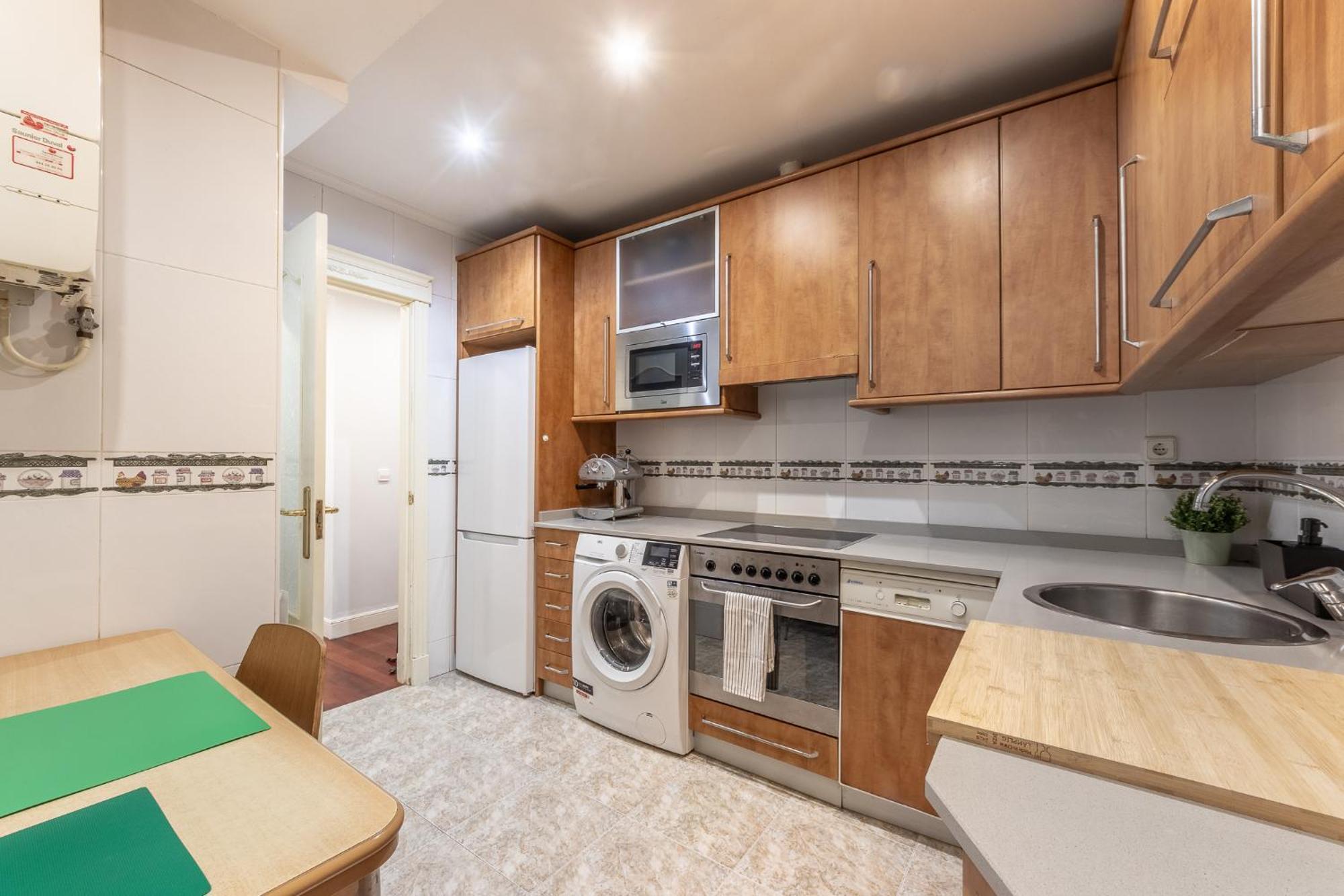 Ayuntamiento Bilbao, Casco Viejo -parking Optional Apartamento