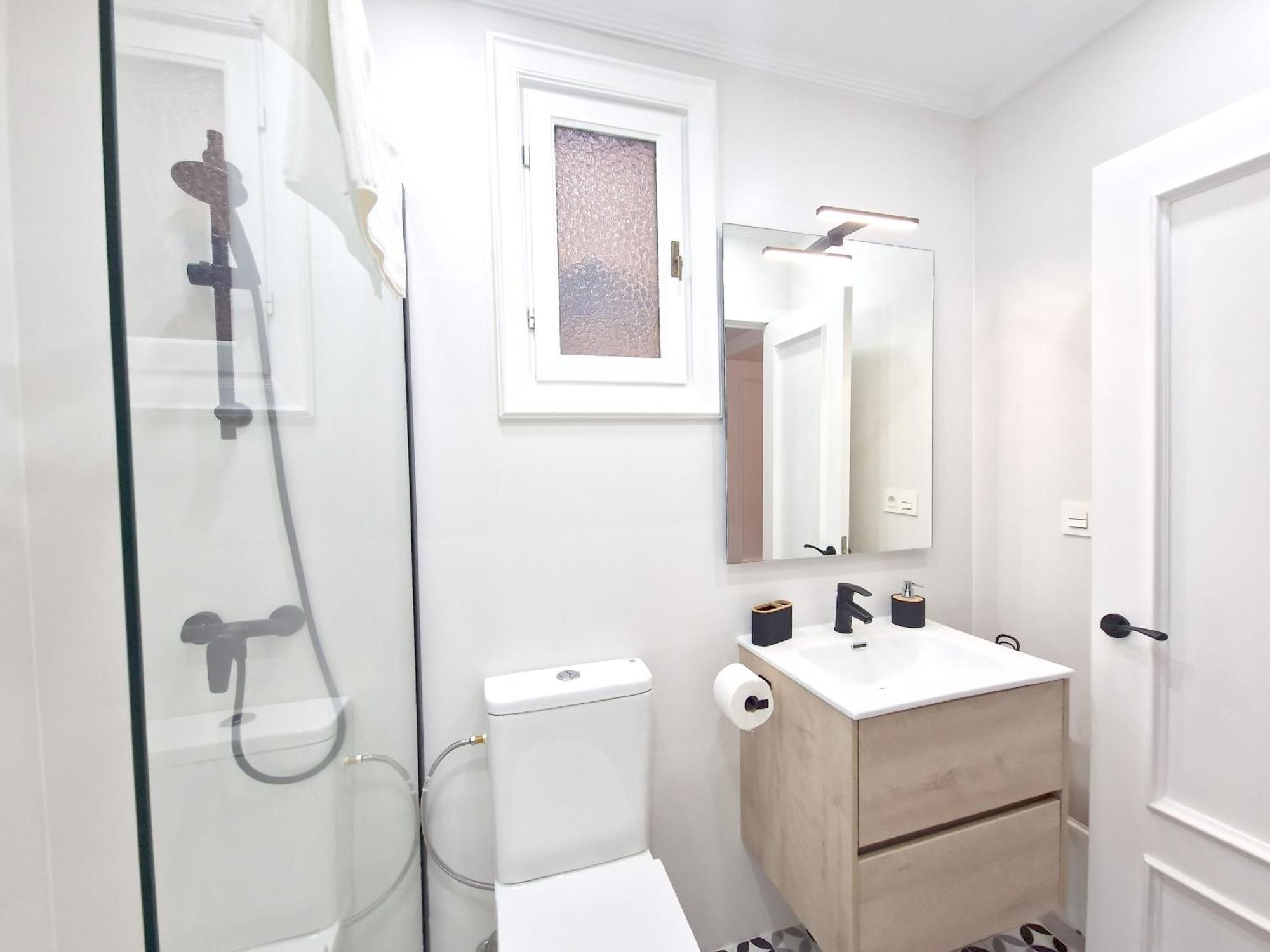 Apartamento Lovely And Calm - Good Location In The Center Of *