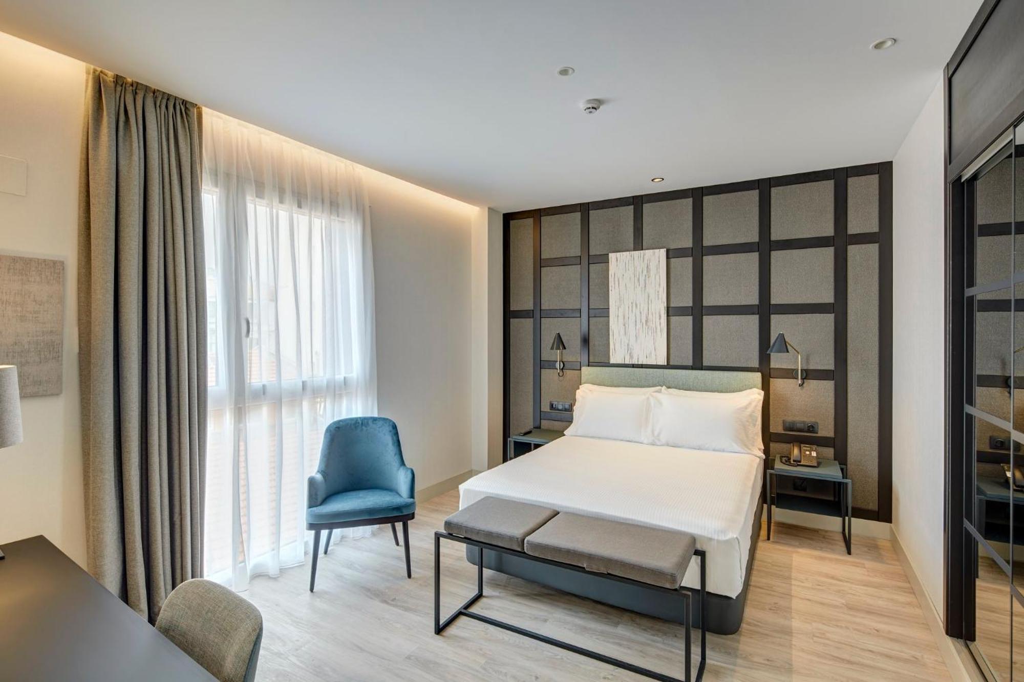 Sercotel Ayala Hotel 4*