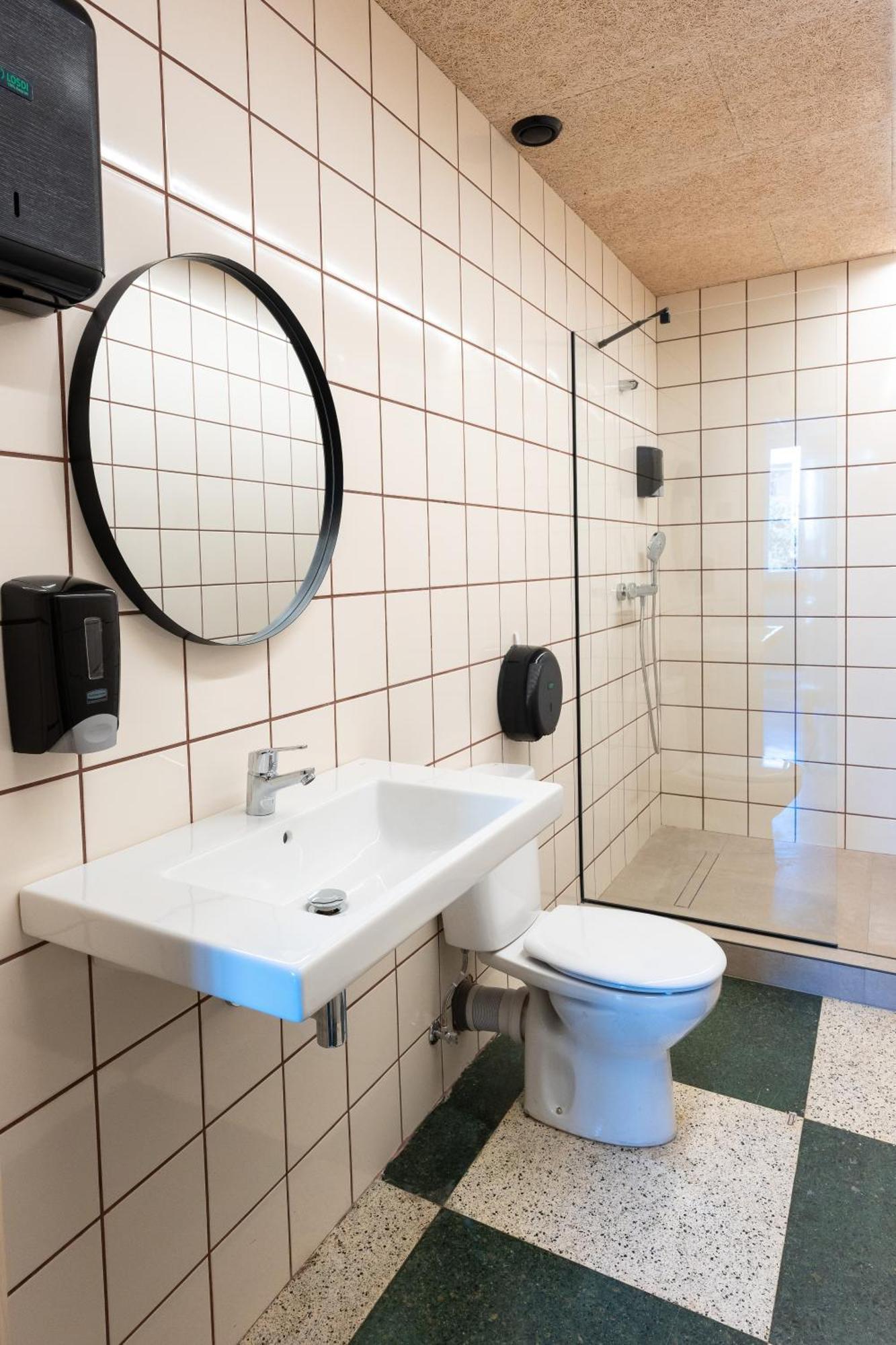 Lamia Bbk Women Hostel-solo Mujeres Hostal *
