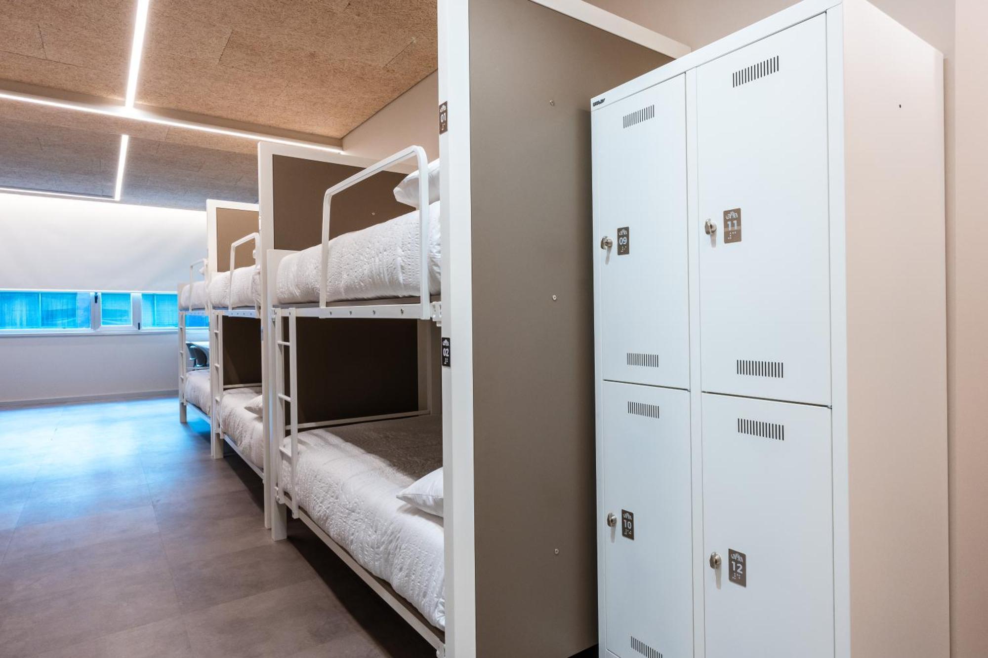 Hostal Lamia Bbk Women Hostel-solo Mujeres Bilbao