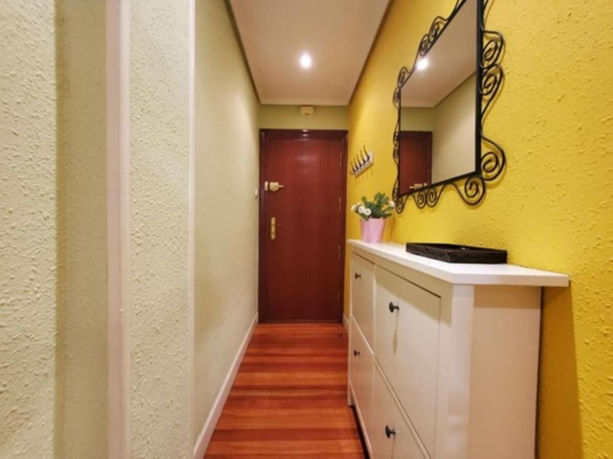 De Dos En Apartamento *