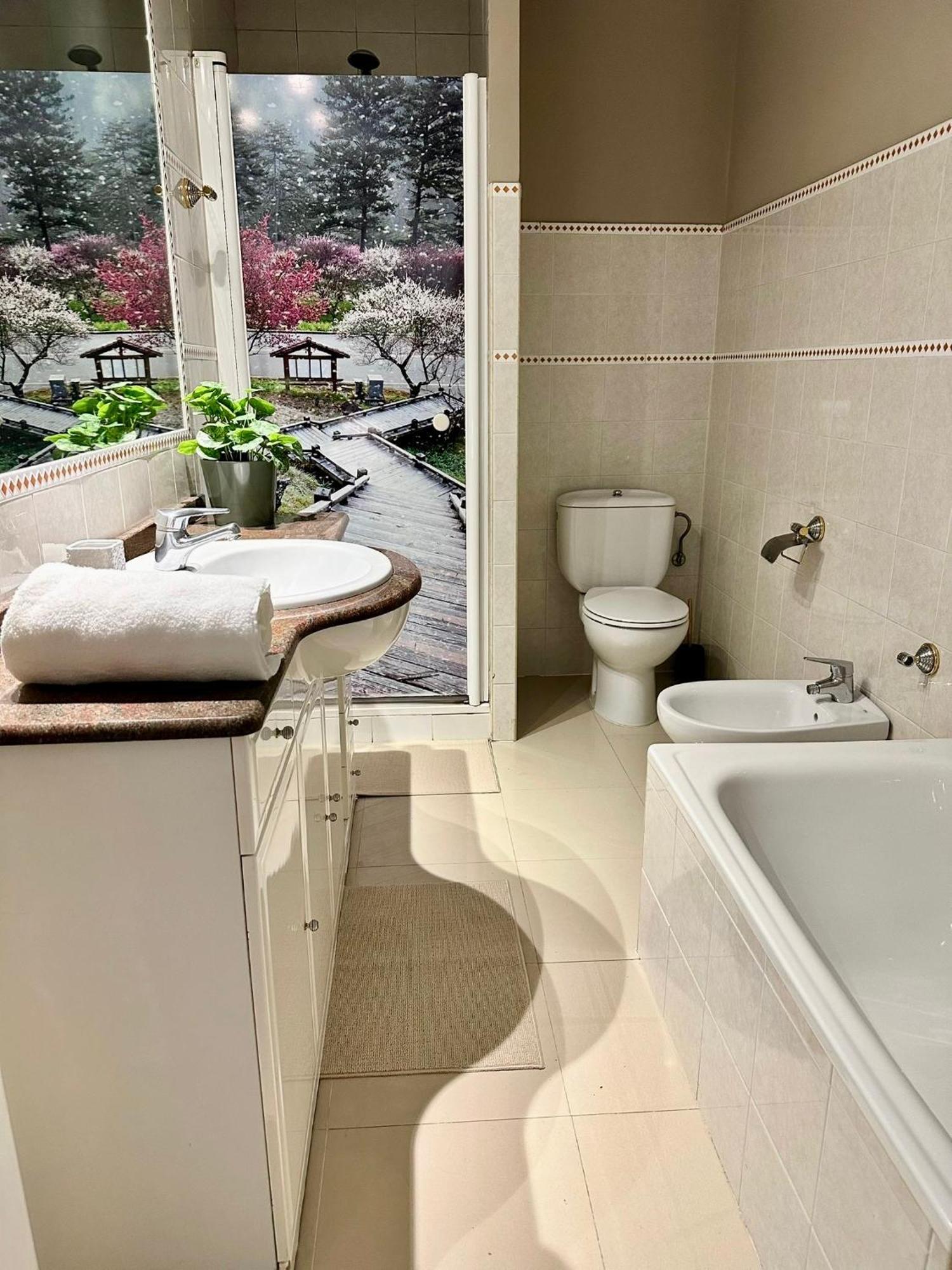Old Town Center 110m By Sleep In Apartamento Bilbao