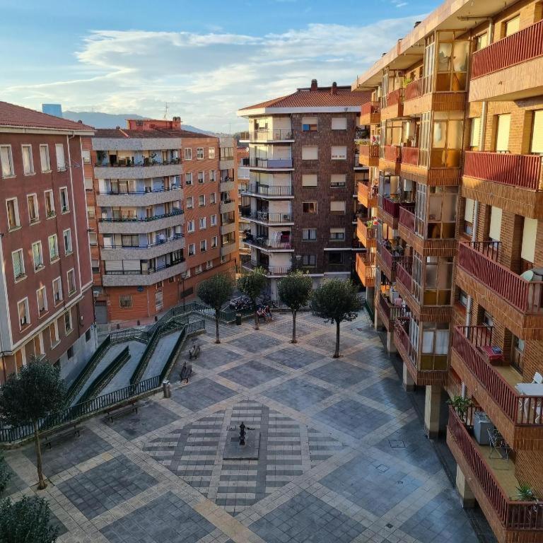 Apto Con Garaje 5 Personas Cerca Ayuntamiento Apartamento Bilbao