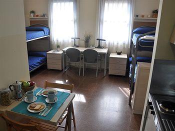 Residencia Universitaria Blas De Otero Apartamento