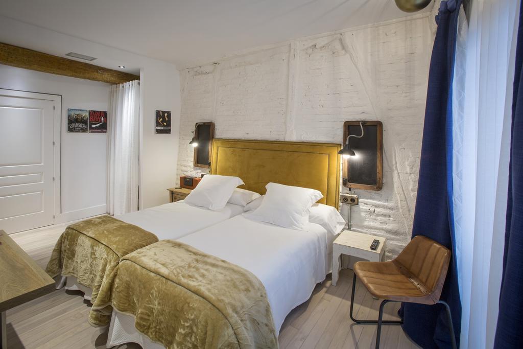 Boutique Caravan Cinema Bilbao